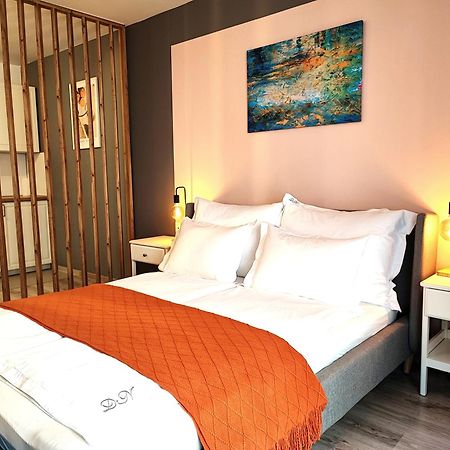 Dn Rose Apartmant Budapeste Exterior foto
