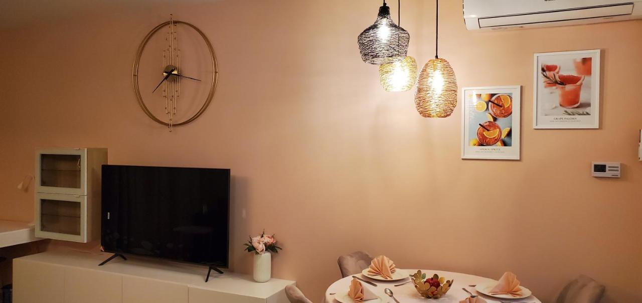 Dn Rose Apartmant Budapeste Exterior foto